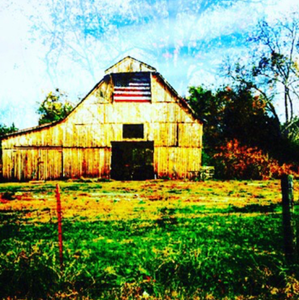 Nashville Photography | American Flag Barn